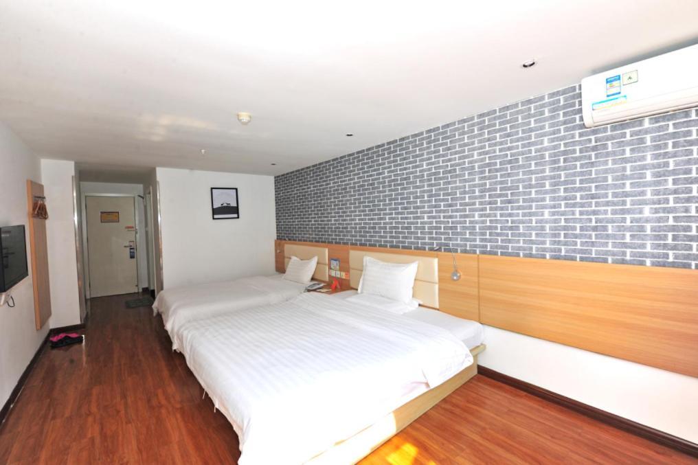 7Days Inn Xi'An East Street Zhangxueliang Memorial Hall East Door Extérieur photo